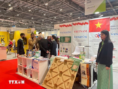 ttxvn-gian-hang-2-resize.jpg