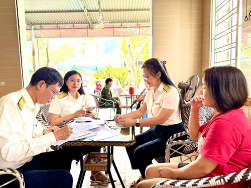 Từ 1/3: Hộ kinh doanh bắt buộc dùng tài khoản ngân hàng đúng tên đăng ký