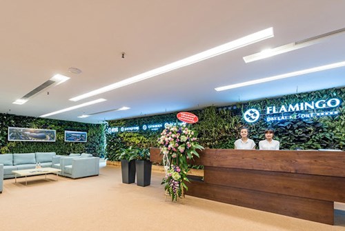 Cuối tháng 6 vừa qua, HVG tiếp tục gây được sự chú ý với giới đầu tư khi khai trương văn phòng làm việc mới HVG Office tại 127 Lò Đúc, Hà Nội mang phong cách Flamingo Lifestyle. </p><p>