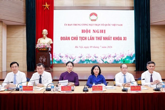 Triển khai hiệu quả các Nghị quyết của Bộ Chính trị về phát triển kinh tế tư nhân, kinh tế nhà nước và phát triển văn hóa Việt Nam