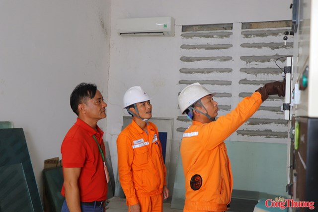 Lan tỏa tinh thần tiết kiệm năng lượng từ nhà máy đến từng mái nhà