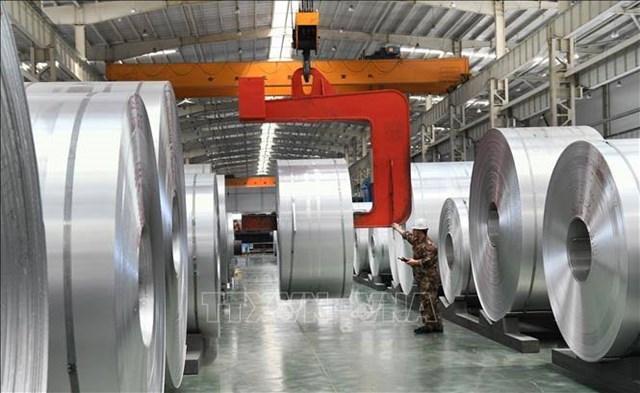 Nhập khẩu sắt thép Việt Nam tăng cả về lượng và kim ngạch