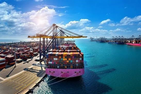 Kim ngạch xuất nhập khẩu hàng hóa và nhập siêu của Việt Nam tiếp tục tăng mạnh