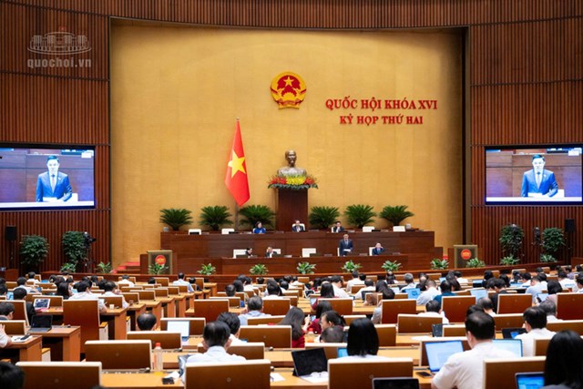 Bộ trưởng Lê Mạnh Hùng giải trình 6 vấn đề đại biểu Quốc hội nêu về dự án sửa 4 luật trong lĩnh vực thương mại