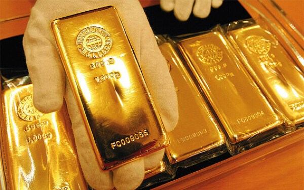 Giá vàng tăng khi đồng USD và lợi suất trái phiếu Mỹ giảm