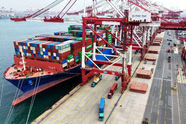 Xuất khẩu của Trung Quốc duy trì đà tăng trưởng mạnh mẽ trong tháng 5/2026