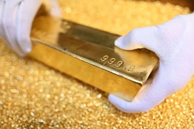 Giá vàng duy trì động lực tăng mạnh