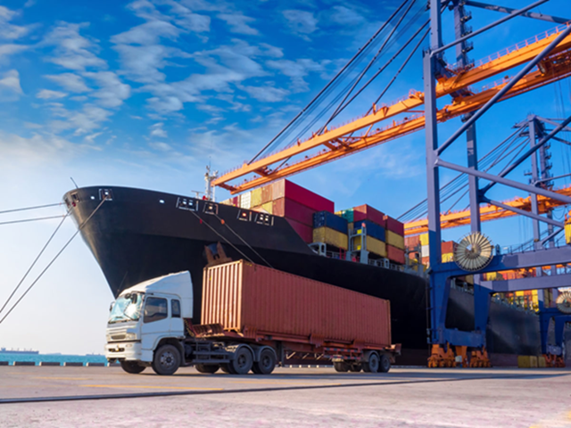 Giá cước container nội Á tăng tuần thứ ba liên tiếp