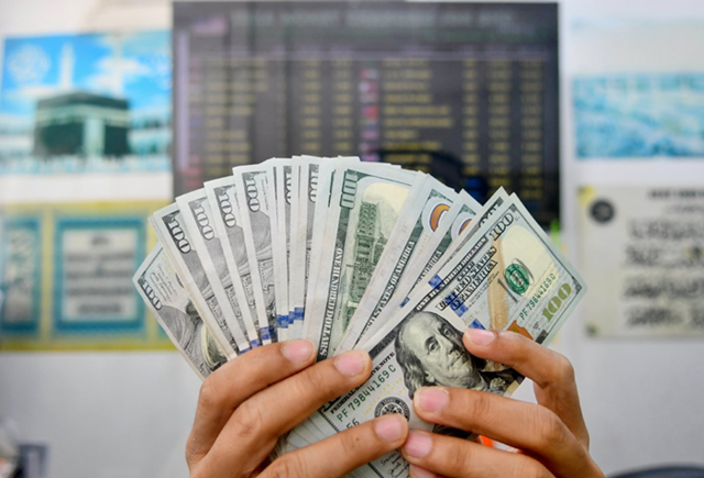 Đồng USD neo gần mức cao nhất 2 tháng do quan ngại lạm phát