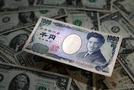 Yên giảm trước cuộc họp chính sách quan trọng của BOJ