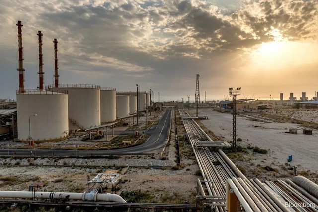 IEA hạ dự báo nhu cầu dầu toàn cầu 