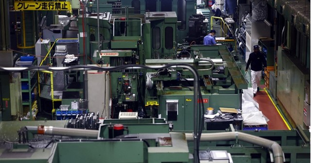 Hoạt động sản xuất toàn cầu cải thiện nhờ nhu cầu gia tăng