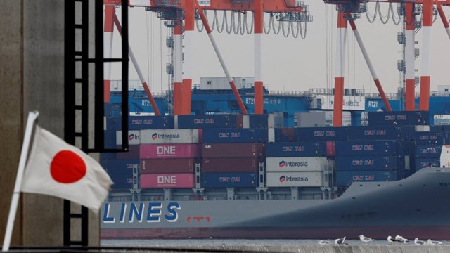 Xuất khẩu của Nhật Bản tăng tháng thứ sáu liên tiếp