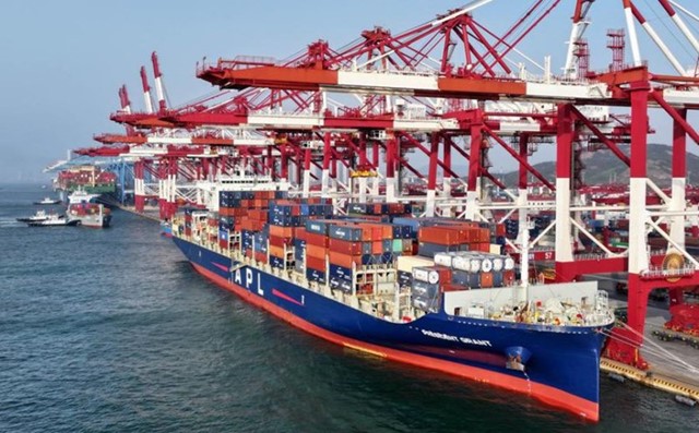 Xuất khẩu của Trung Quốc chững lại trong tháng 3/2026