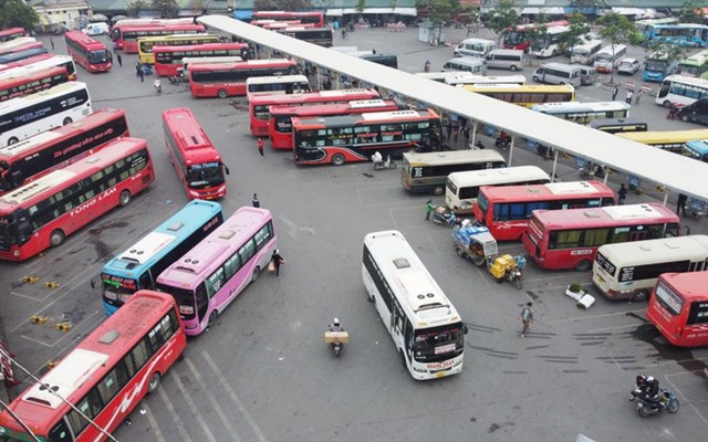 Đảm bảo đủ phương tiện, không tăng giá vé trái quy định dịp 30/4–1/5