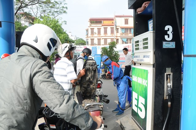 Bộ Công Thương ban hành kế hoạch hỏa tốc đảm bảo nguồn cung xăng dầu