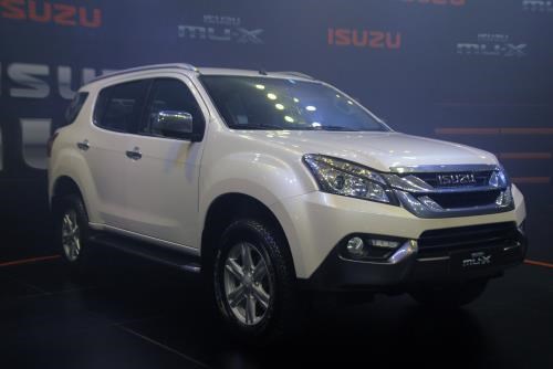 Isuzu Việt Nam ra mắt SUV 7 chỗ giá từ 899 triệu đồng