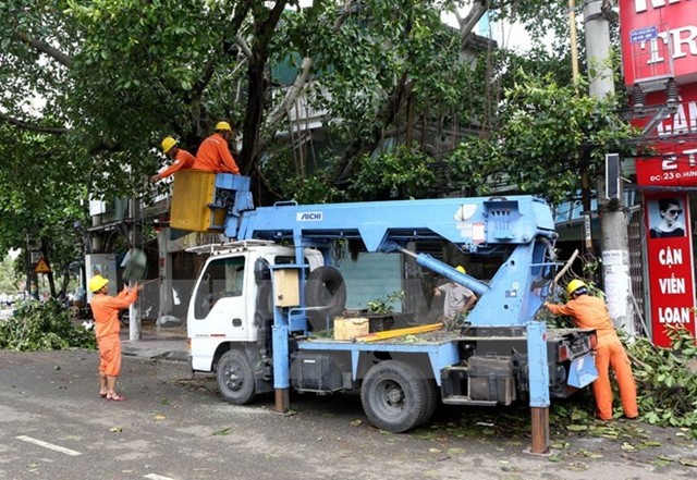 Hà Nội ban hành công điện khẩn chuẩn bị ứng phó với bão số 2