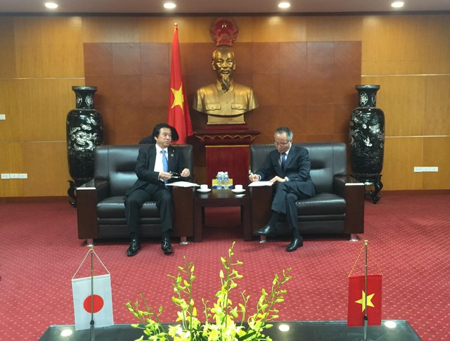 Thứ trưởng Trần Quốc Khánh tiếp xã giao Bộ trưởng đặc trách thuộc Nội các Nhật Bản