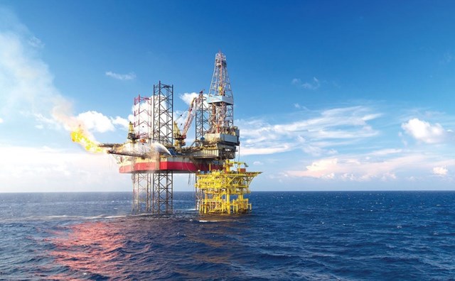 Giá dầu có thể lên 80 USD/thùng vào năm 2019, doanh nghiệp dầu khí ảnh hưởng ra sao?