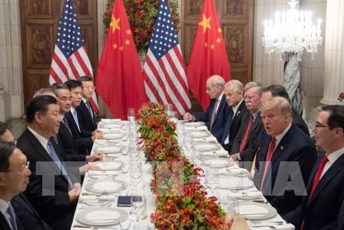 Mỹ và Trung Quốc nhất trí ngừng tăng thuế, tiếp tục thương lượng