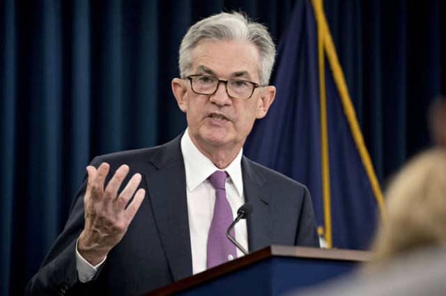 Fed hạ lãi suất lần 3 liên tiếp