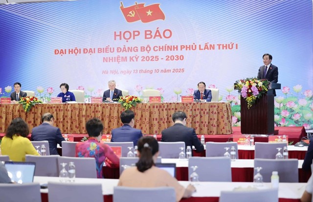 TỔNG THUẬT: Họp báo về kết quả Đại hội đại biểu Đảng bộ Chính phủ lần thứ I