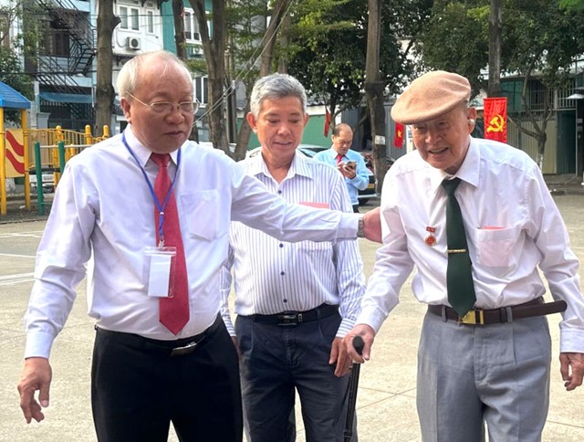 Kết thúc Ngày bầu cử, tỷ lệ cử tri cả nước đi bỏ phiếu đạt 99,38%