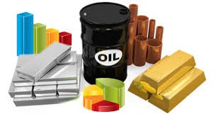 Tổng kết giá hàng hóa thế giới phiên 12/8: Giá dầu, vàng, sắt thép, cao su giảm