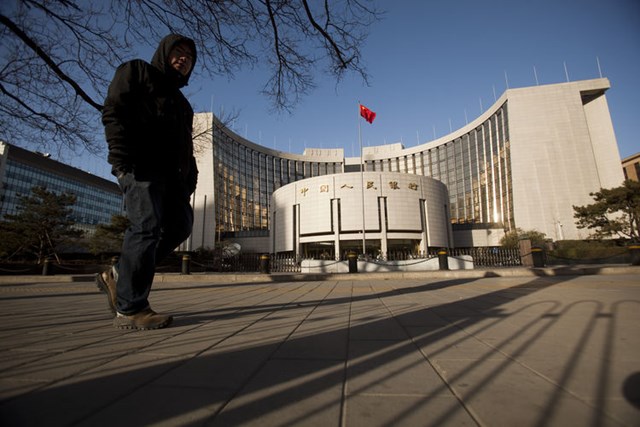 Trung Quốc hạ lãi suất xuống thấp kỷ lục