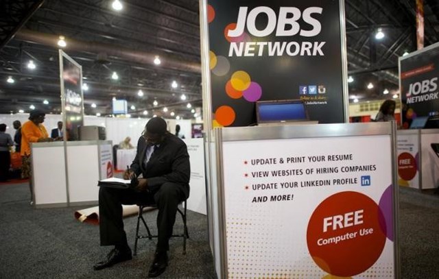 Số đơn xin trợ cấp thất nghiệp Mỹ thấp nhất hơn 4 thập kỷ