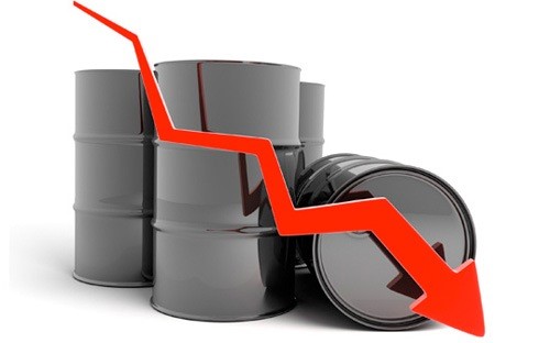 Bloomberg: Giá dầu sẽ còn giảm sâu