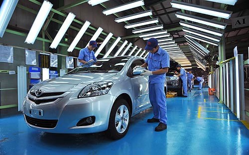 Việt Nam cân nhắc miễn thuế cho xe hơi Nhật 