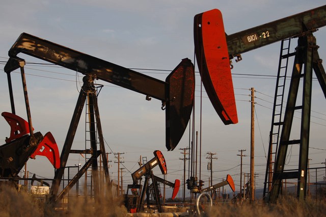 Giá dầu phục hồi nhờ dự báo nhu cầu mạnh nhất 5 năm