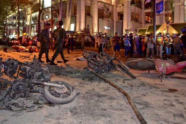 Video toàn cảnh vụ nổ bom ở Bangkok