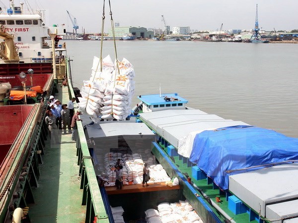 Việt Nam thắng thầu 450.000 tấn gạo xuất sang Philippines
