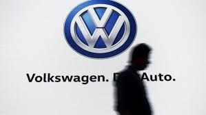 Cổ phiếu Volkswagen giảm mạnh nhất 7 năm sau khi thừa nhận gian lận