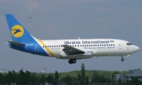 Nga cấm máy bay Ukraine qua không phận