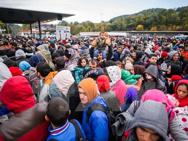 EU "dọa" cắt viện trợ với 3 nước từ chối tiếp nhận người tị nạn