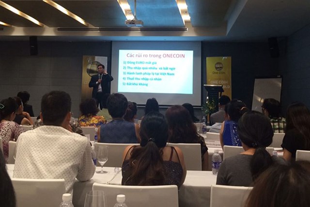 Cơn lốc Onecoin: 'Bẫy' kinh doanh tiền ảo đa cấp