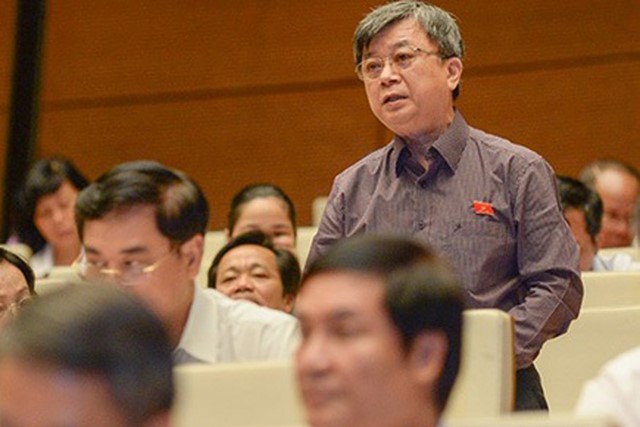 Vẫn còn hiện tượng “trọng dụng nịnh thần, gần gũi gian thần”