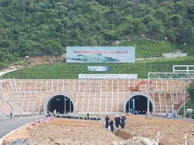 Thông xe hầm Cổ Mã và động thổ xây dựng hầm Cù Mông