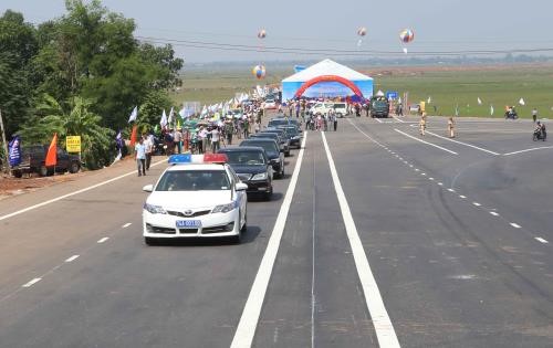 Thông xe 60km Quốc lộ 1 đoạn qua Quảng Trị vượt tiến độ