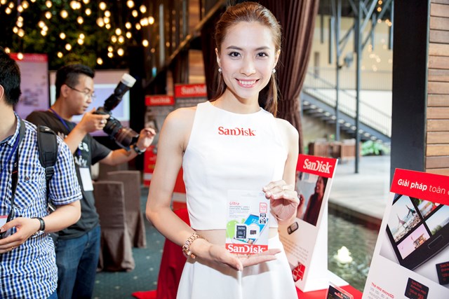 SanDisk trình làng thẻ nhớ microSD nhanh nhất thế giới tại Việt Nam
