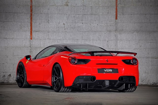 Chiêm ngưỡng "chiếc Ferrari hoàn hảo” của VOS 