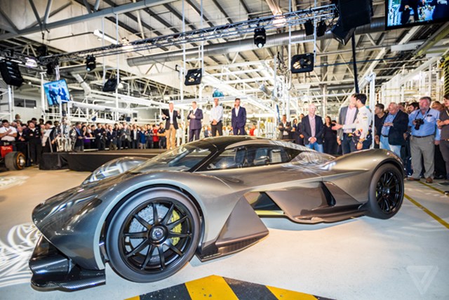 Aston Martin sản xuất siêu xe F1 đường phố giá 4 triệu USD