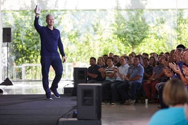 Apple đã bán được 1 tỷ iPhone