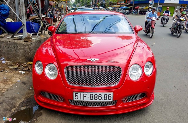 Siêu xe Bentley độ biển đẹp ở Sài Gòn