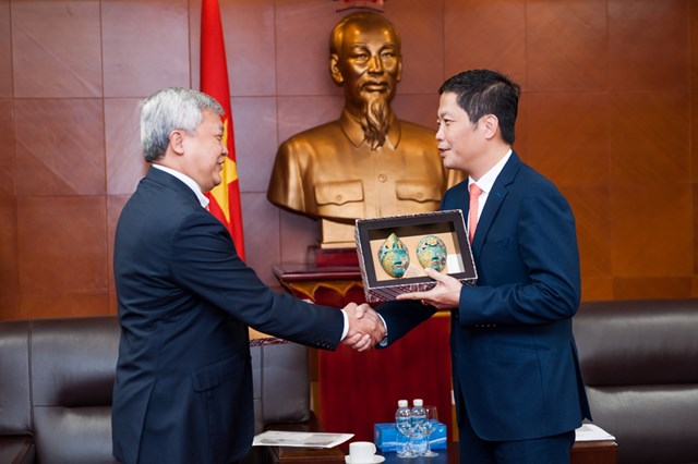 Bộ trưởng Trần Tuấn Anh tiếp Đại sứ In-đô-nê-xi-a tại Việt Nam
