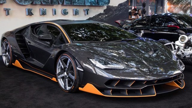 Siêu phẩm Lamborghini Centenario xuất hiện trong buổi công chiếu “Transformers” mới